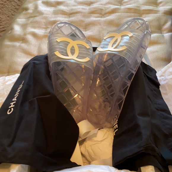 authentic chanel slides - Picture 3 of 4
